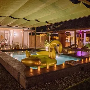  Villa Halamanan Residences